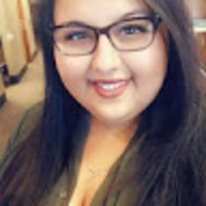 Meet your Posher, Roxanne